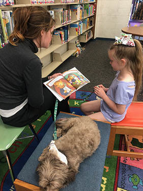 Paws to Read Volunteers
